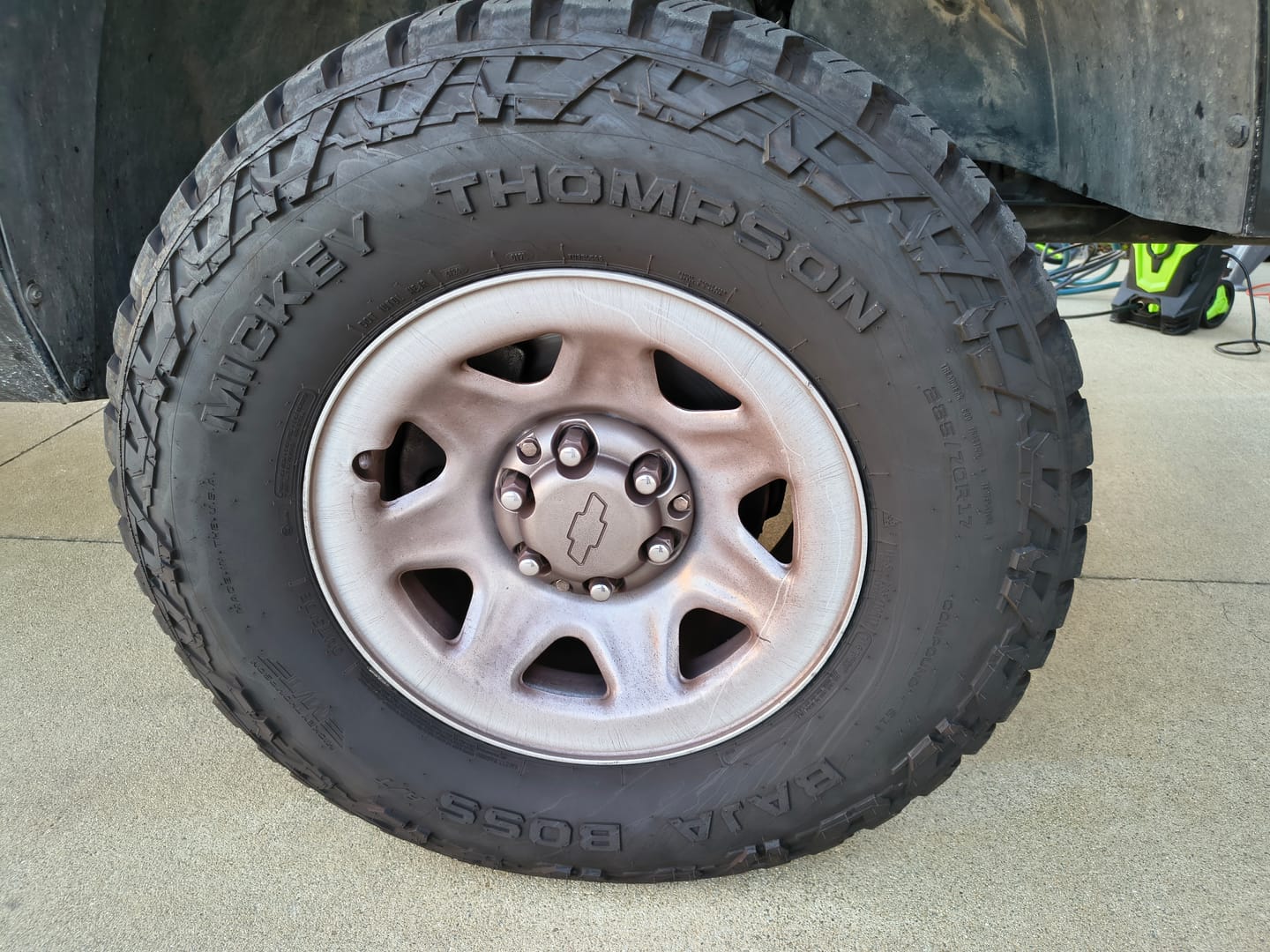 Customer photo review of Dust-Destroying Wheel Cleaner
