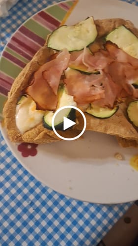 Customer video review of Base Pizza proteica