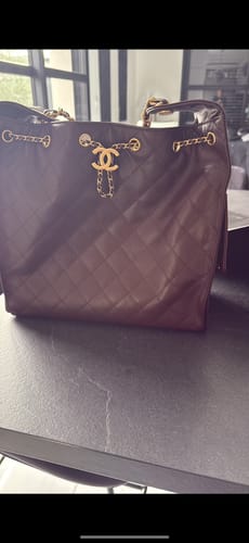 Customer photo review of CC 25C Hobo Bag Chocolate Brown Grained Calfskin