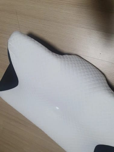 Customer photo review of Butterfly Comfort Neck Pillow Buy 1 Get 1 FREE