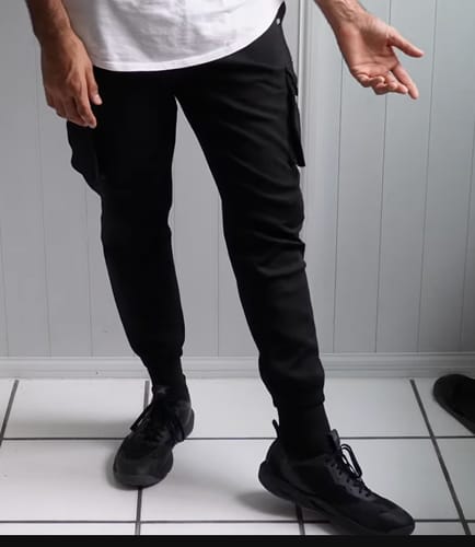 Customer photo review of Velora Joggers - Black