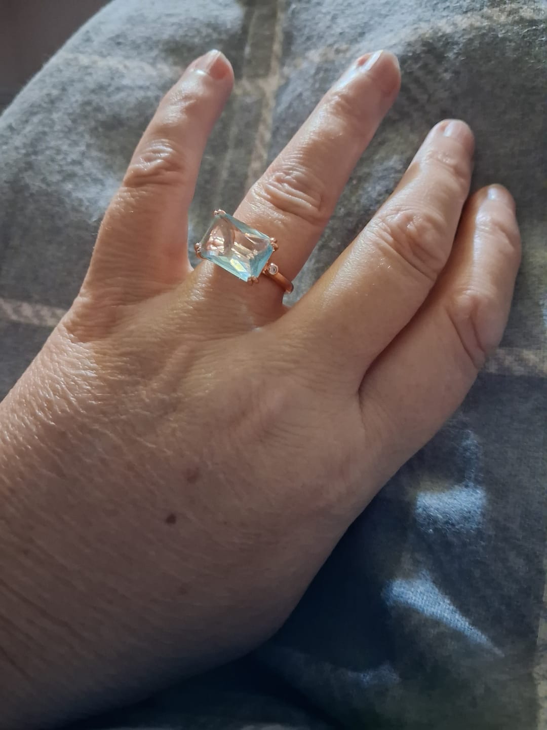 Customer photo review of Horizontal Rectangular Aquamarine Stone Ring