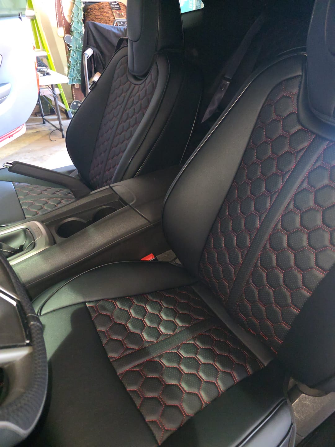 Customer photo review of 5th Gen Camaro Honeycomb Leather Floor Mat Liners
