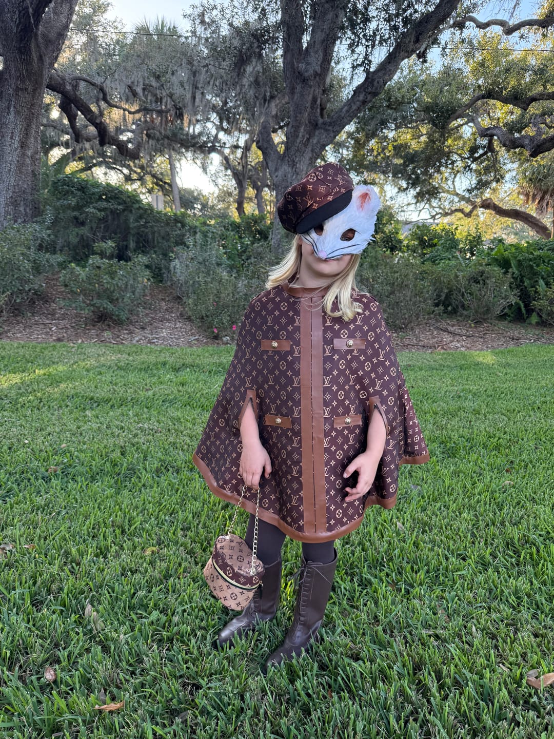 Customer photo review of 1" Raw Edge Nappa Lamb Leather Trim