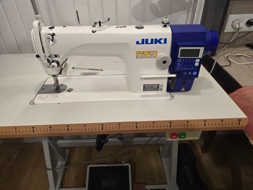 Laurie C. review of JUKI DDL-7000A-7 image 1 out of 1