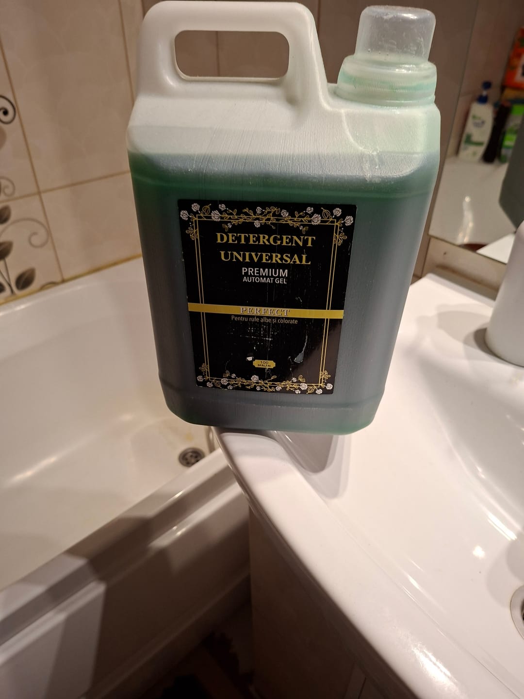 Customer photo review of Pachet 3x Detergent Universal Premium Automat Gel- 15L