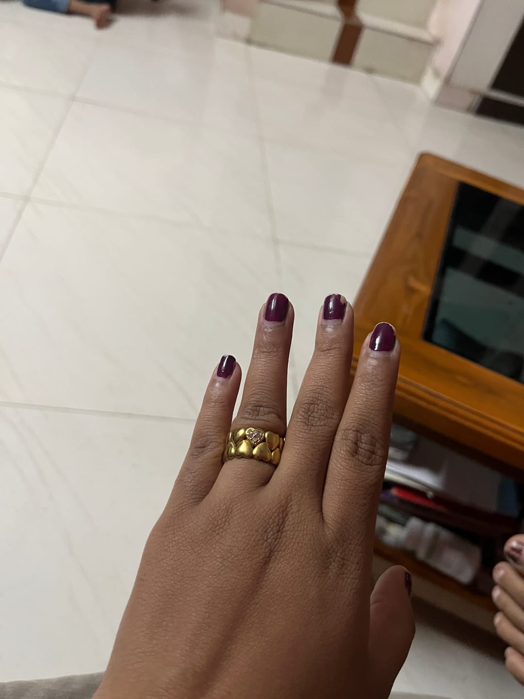 Customer photo review of Gold Hearts Band Ring