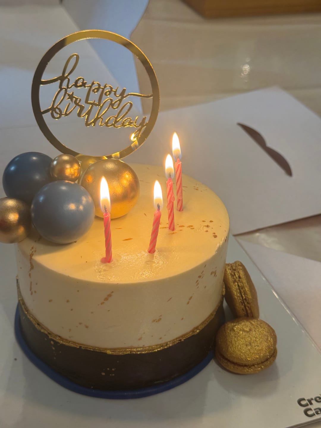 Customer photo review of Gold Splash Blue Cake