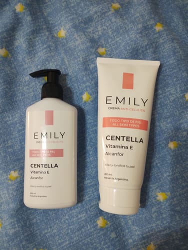 Customer photo review of Crema para Celulitis EMILY 200ml🧴🦵 con Centella y Vitamina E