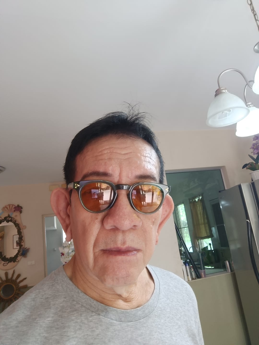 Customer photo review of Edgar