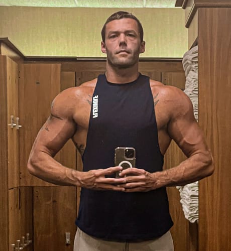 Customer photo review of Flex Arm Tank