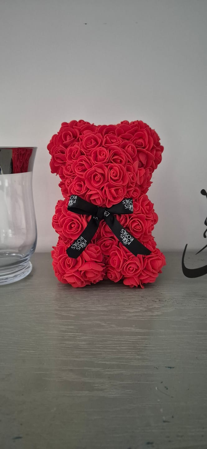 Customer photo review of Ourson en Roses Rouge avec sa Boite Cadeau