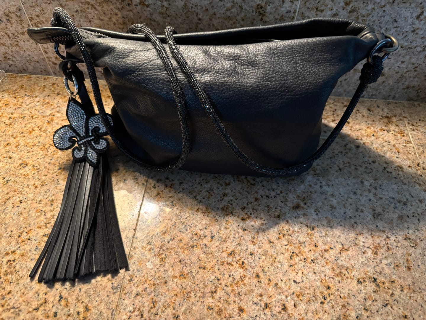 Customer photo review of SPIRAL Strap -  Phone / Purse - Jet