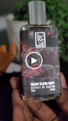 Customer video review of Holiday Pajama Party