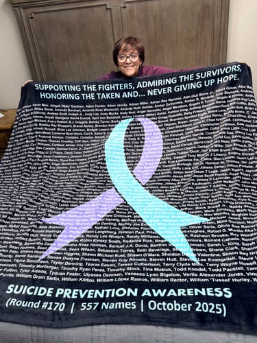 Customer photo review of Round 170 (Unisex Classic Tee | Gildan)