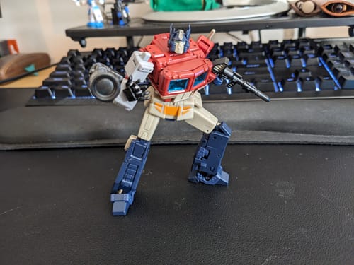 Customer photo review of Newage H27U David Energon Universe Version 11cm / 4.3"