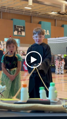 Customer video review of ZipString Aracna