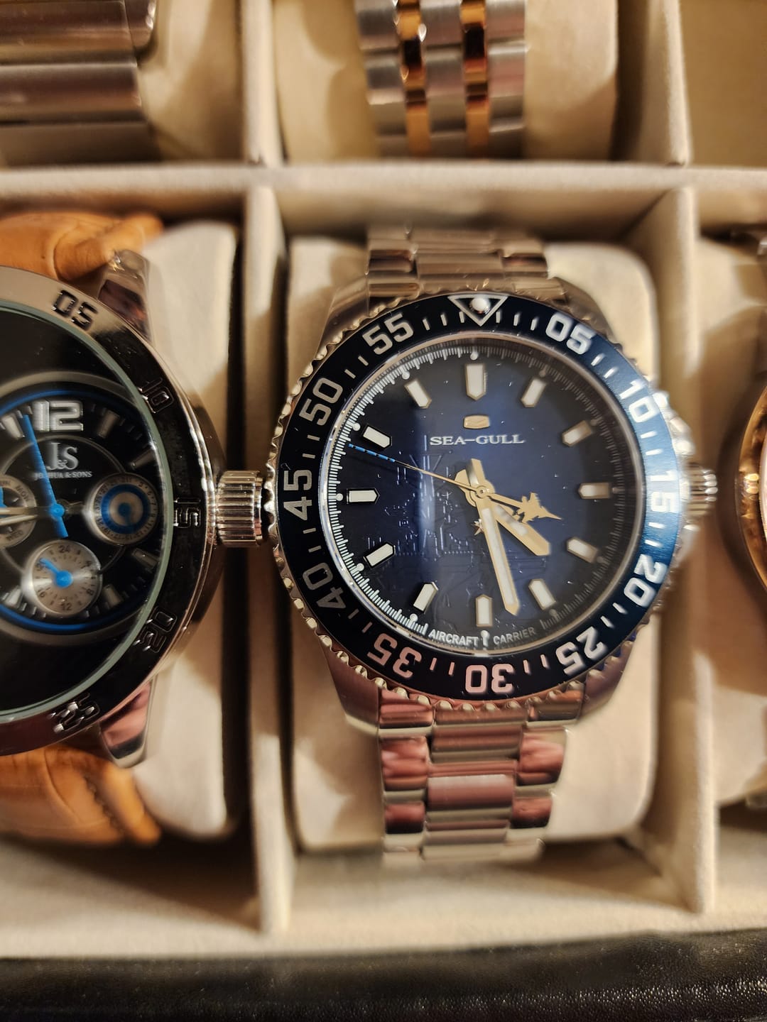 Customer photo review of Ocean Series 200M Dive Watch 44mm