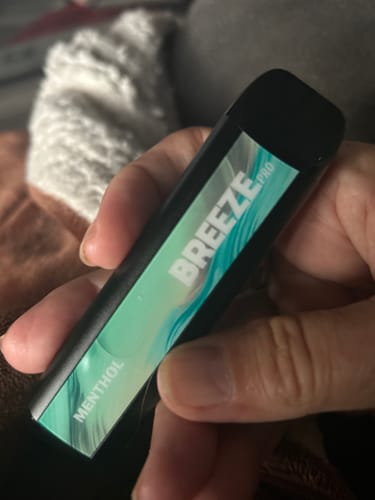 Customer photo review of Mr. Vapor Flex Disposable