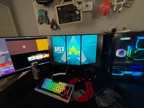 Customer photo review of Oni Deskpad - Ride or Die Black