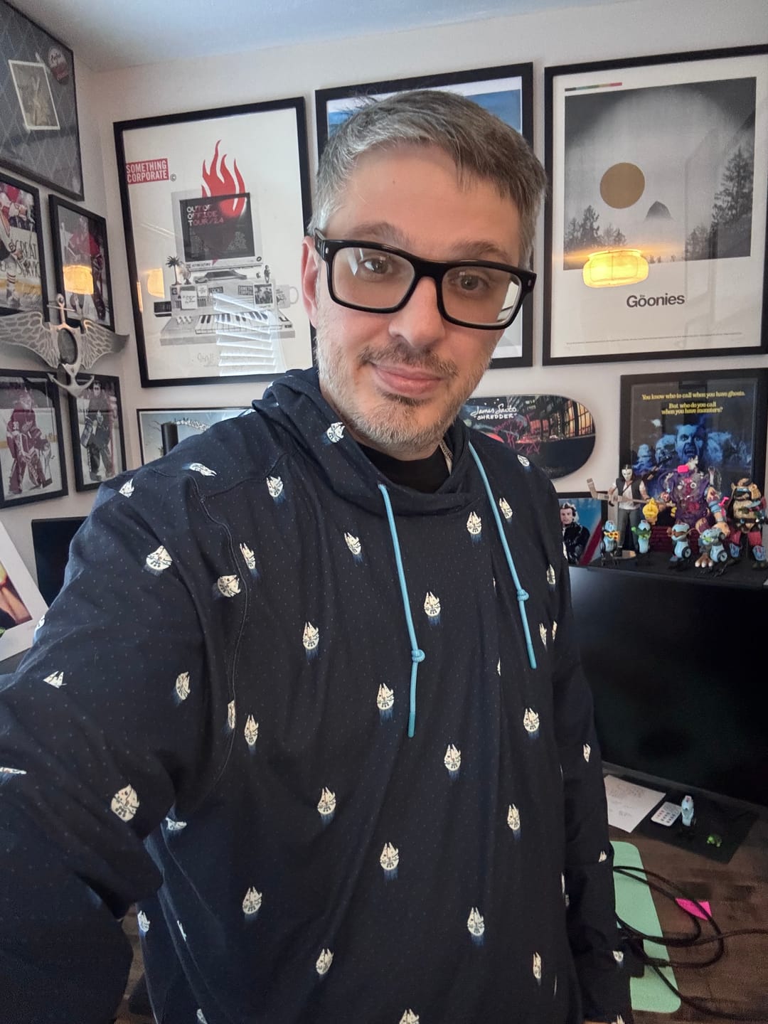 Customer photo review of Star Wars™ "12 Parsecs" – Performance Hoodie