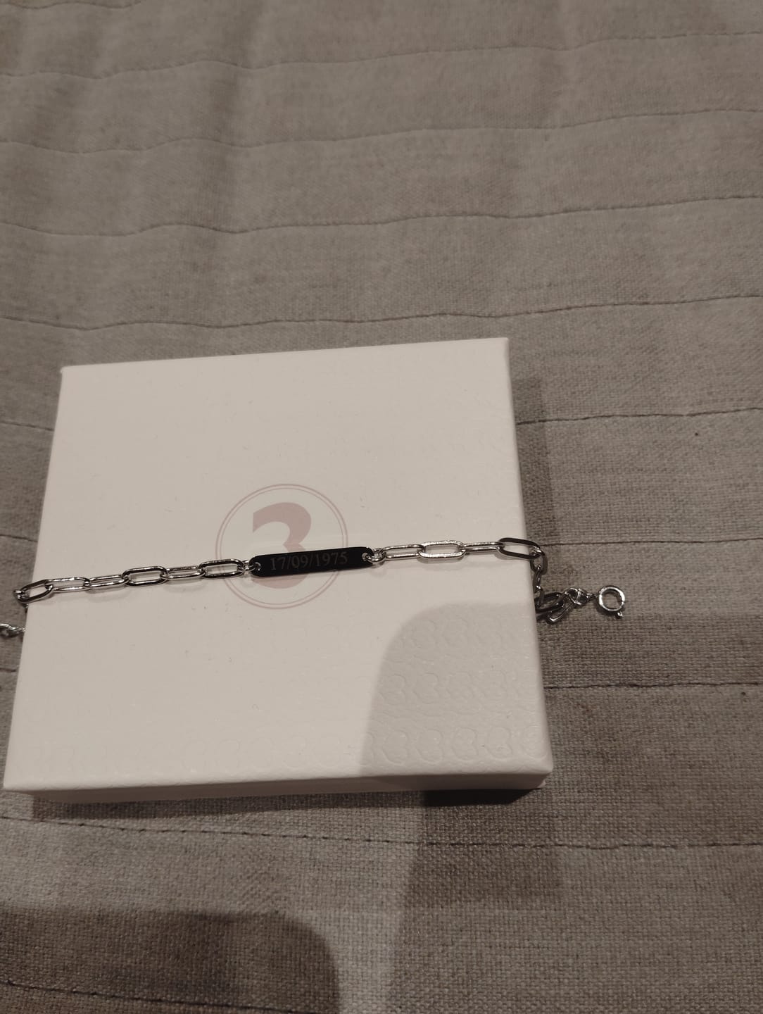 Customer photo review of Pulsera Uniones - Personalizado