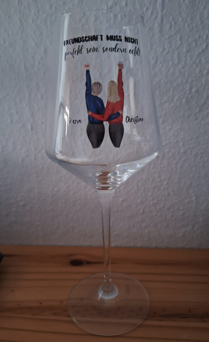 Customer photo review of Best Friends Forever - Personalisiertes Weinglas