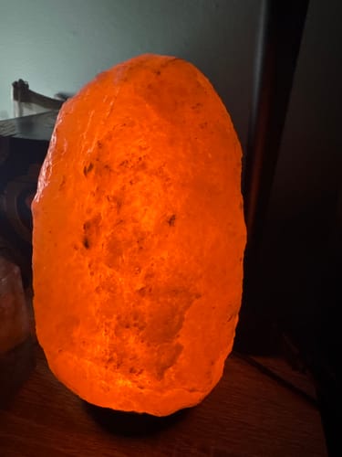 Customer photo review of The Natural Himalayan Salt Lamp