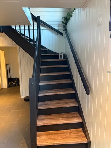 Kundeanmeldelse med bilde av Premium Old Wood kontaktplast