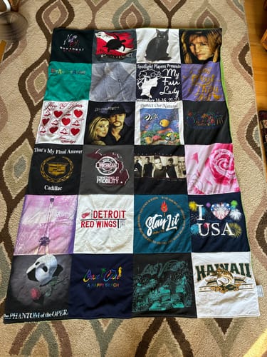 Customer photo review of Project Repat T-Shirt Quilt