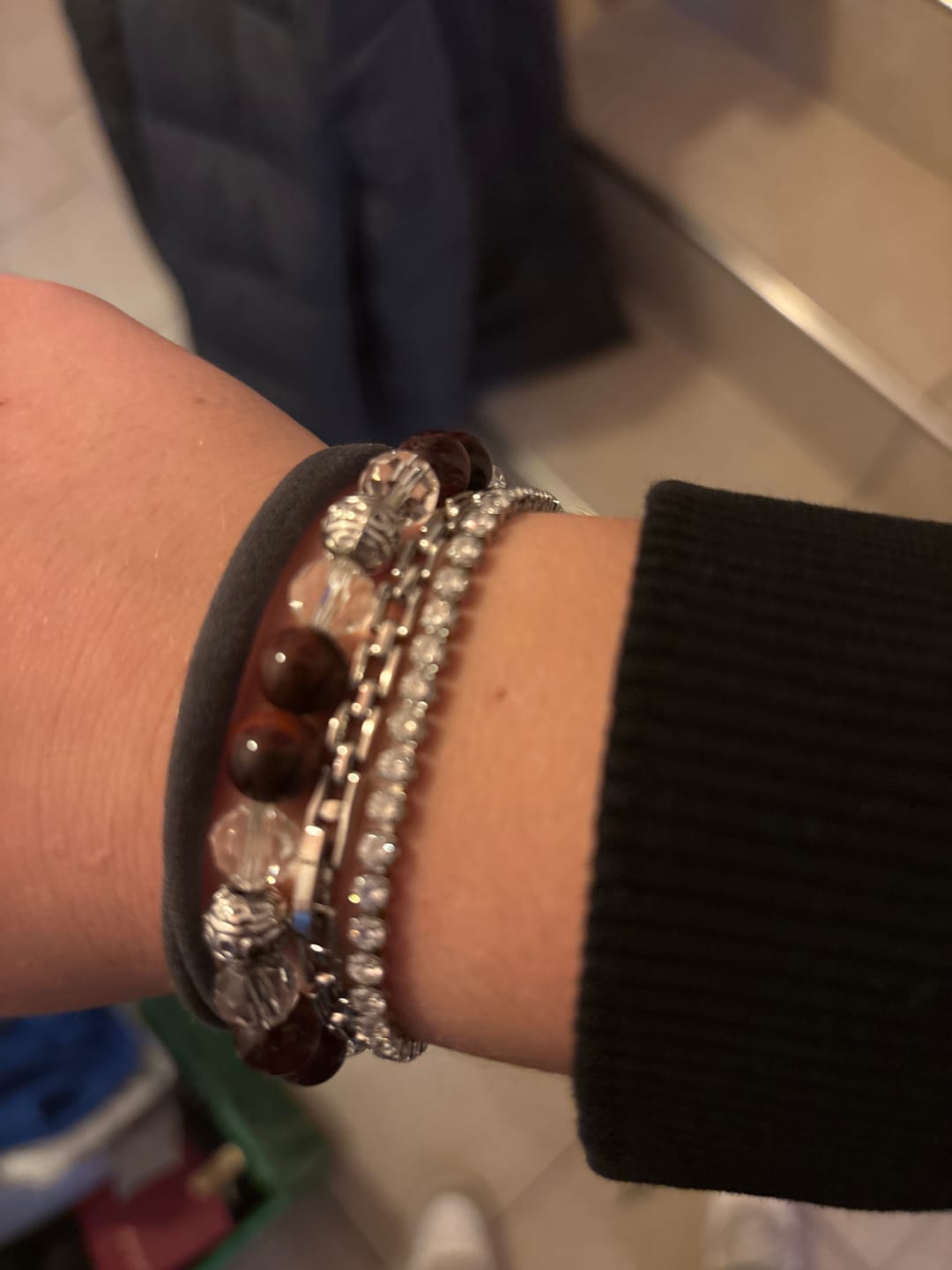 Customer photo review of Hi-Life Tennis Armband 14K Vergoldet