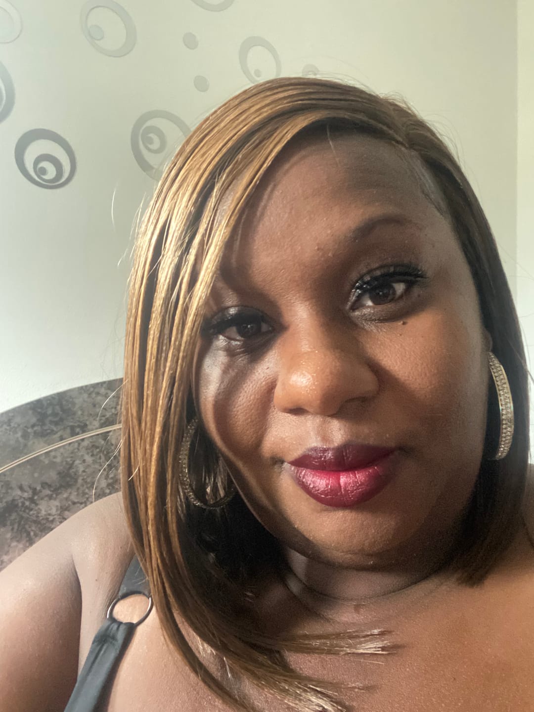 Customer photo review of Zury Sis Chunky HD Lace Front Wig - ESHE