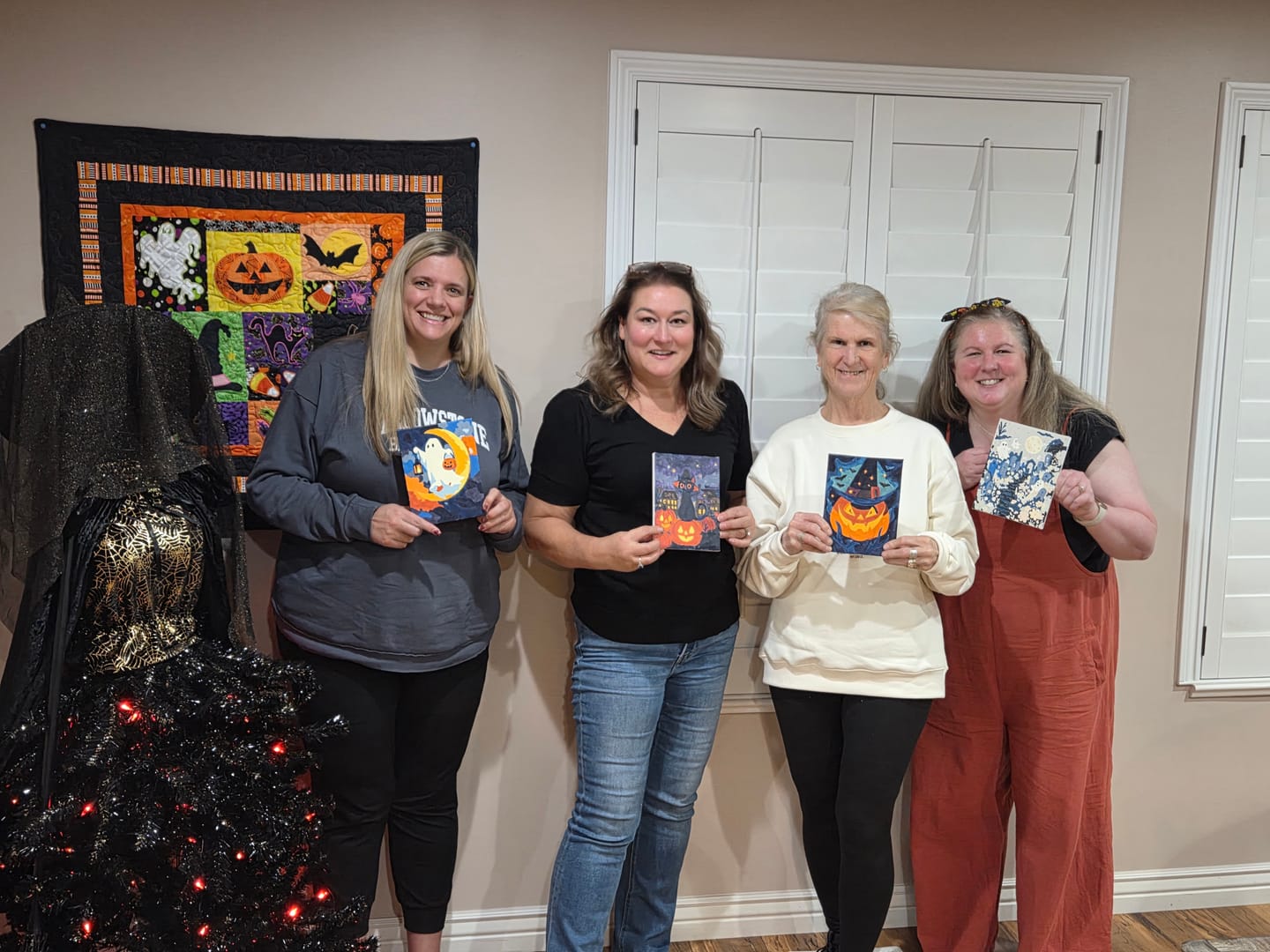 Customer photo review of 6 Mini Paintings - Spooky Halloween Set