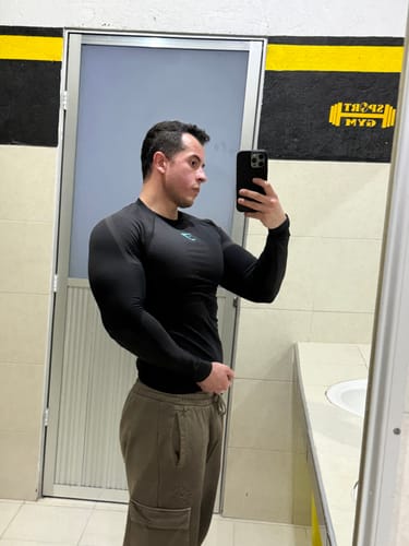 Customer photo review of ONYX V5 LONG SLEEVE