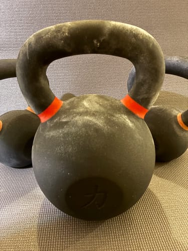 Customer photo review of Strength Shop Cast Iron Kettlebells - Single Mould, Powder Coated, 4-64KG