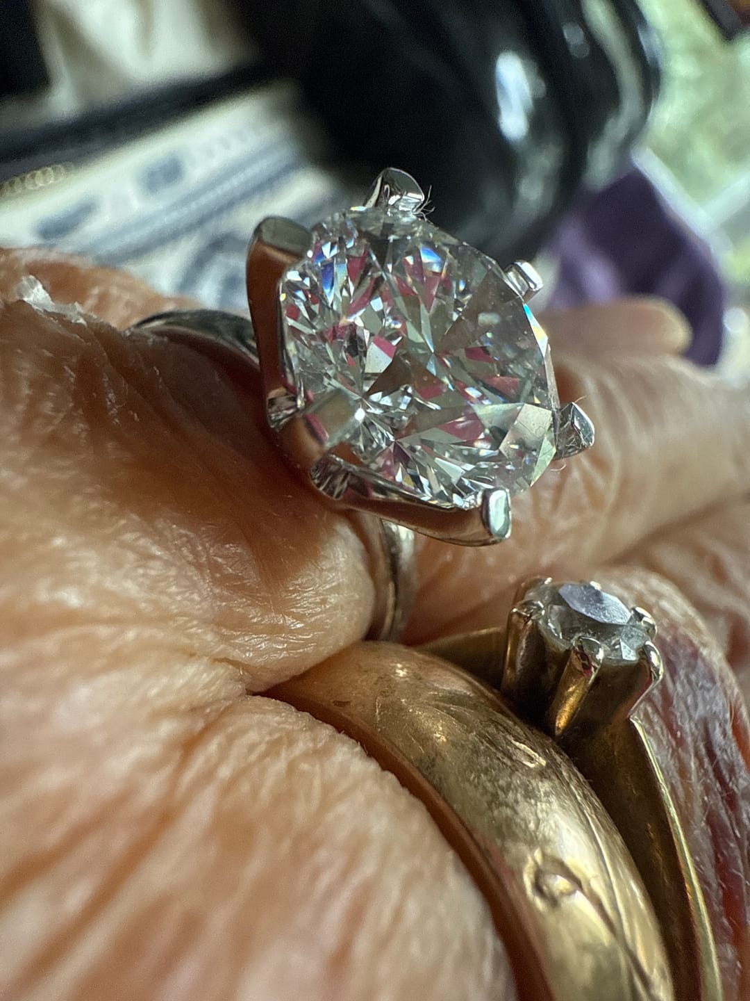 Customer photo review of Versa 5Ct Solitaire Round Cut Lab Grown Diamond Ring in Platinum