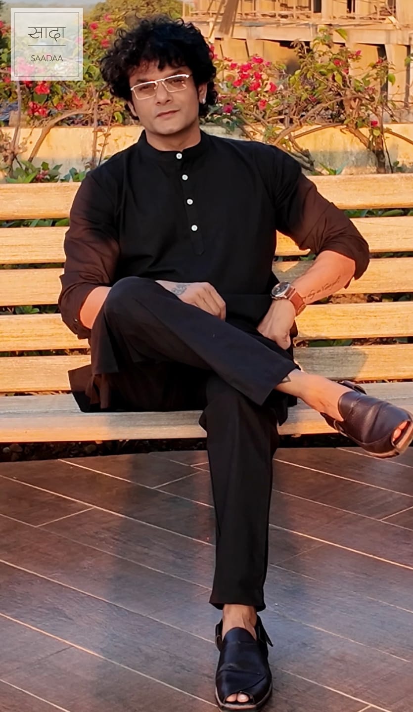 Customer photo review of Men Black Airy Linen Long Kurta