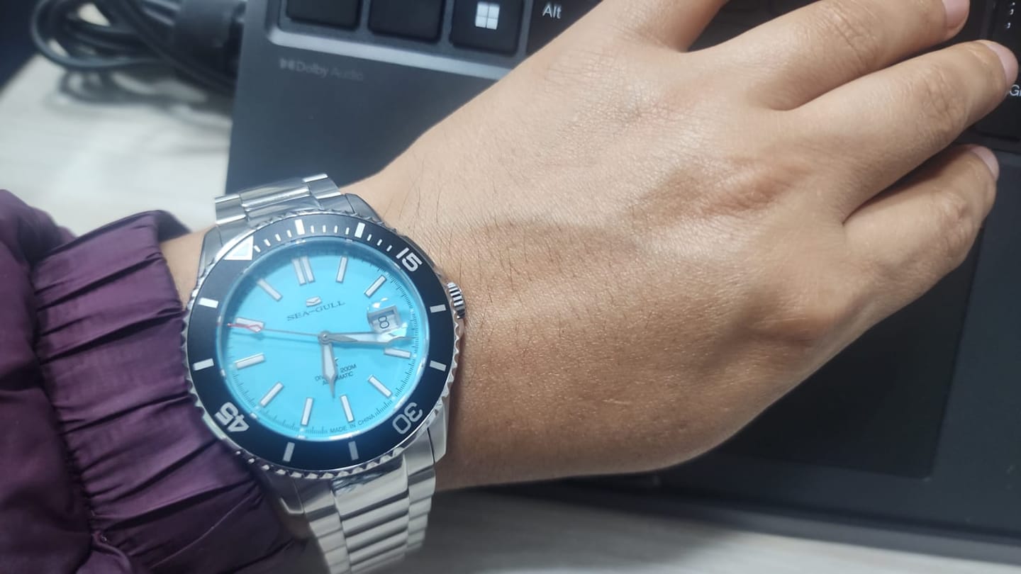 Customer photo review of Ocean Series | Calendar | Luminous | 200m Waterproof | 44mm