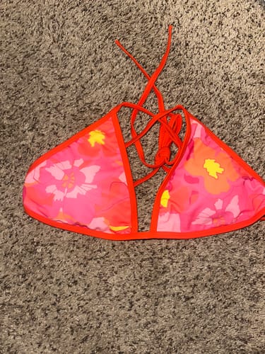 Customer photo review of LILY Floral Fruit Punch Minimal Triangle Top