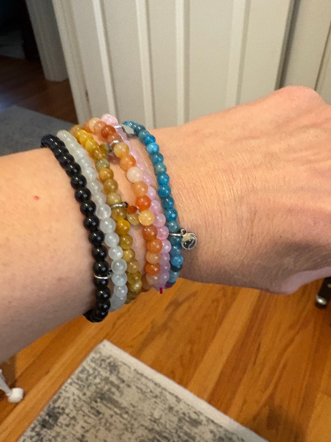 Customer photo review of Obsidian Bracelet Mini