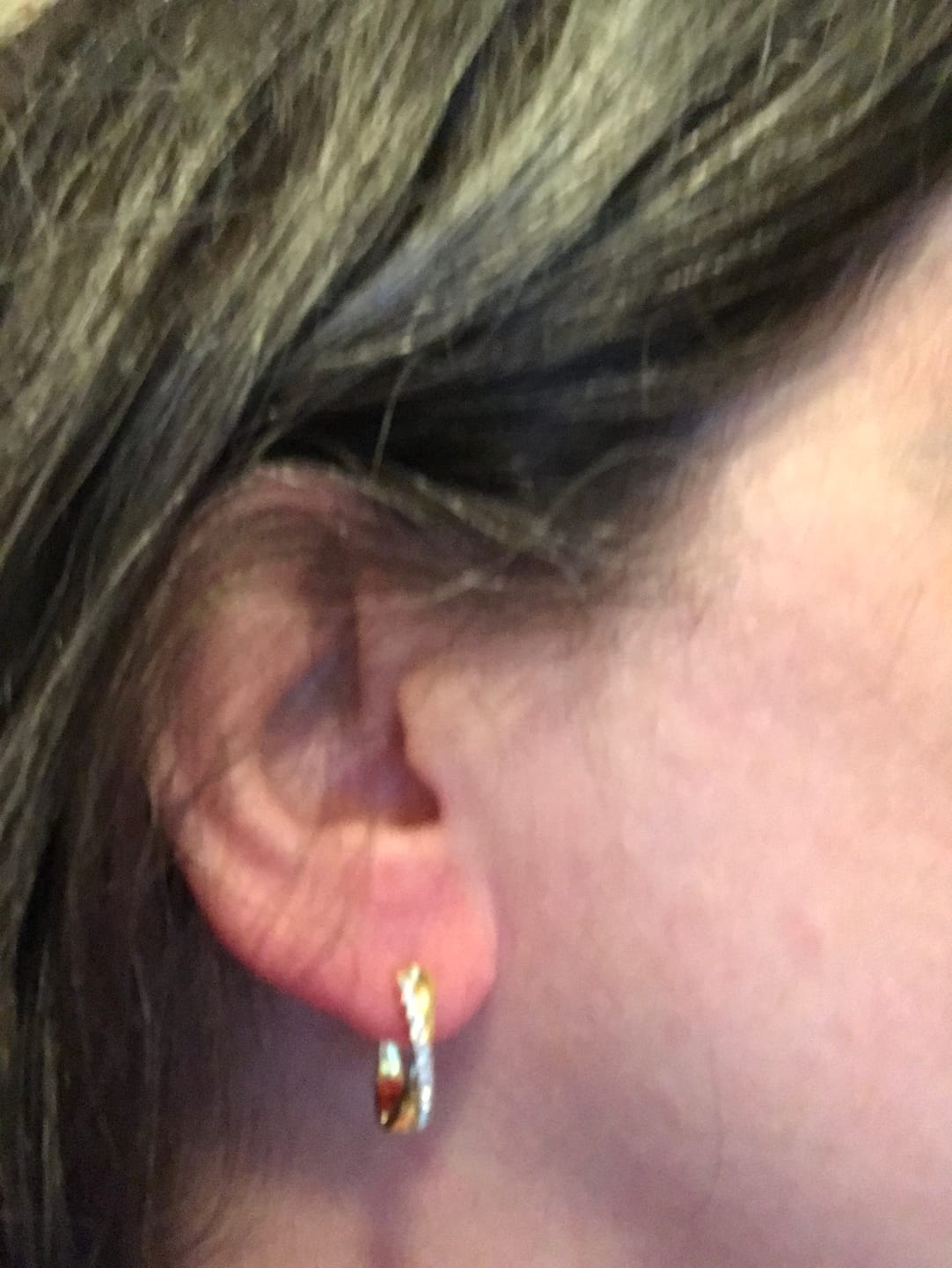 Customer photo review of Amaya 18k White Gold Plated 16mm Twisted Hoop Earrings with Swarovski Crystals