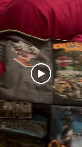Customer video review of Project Repat T-Shirt Quilt