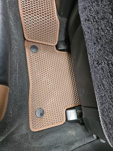 Customer photo review of Dywaniki samochodowe na zamówienie - Przód i tył