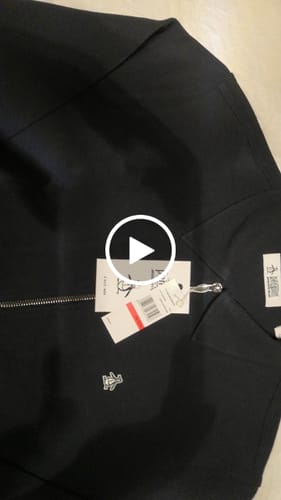 Customer video review of Chamarra Novelty Track