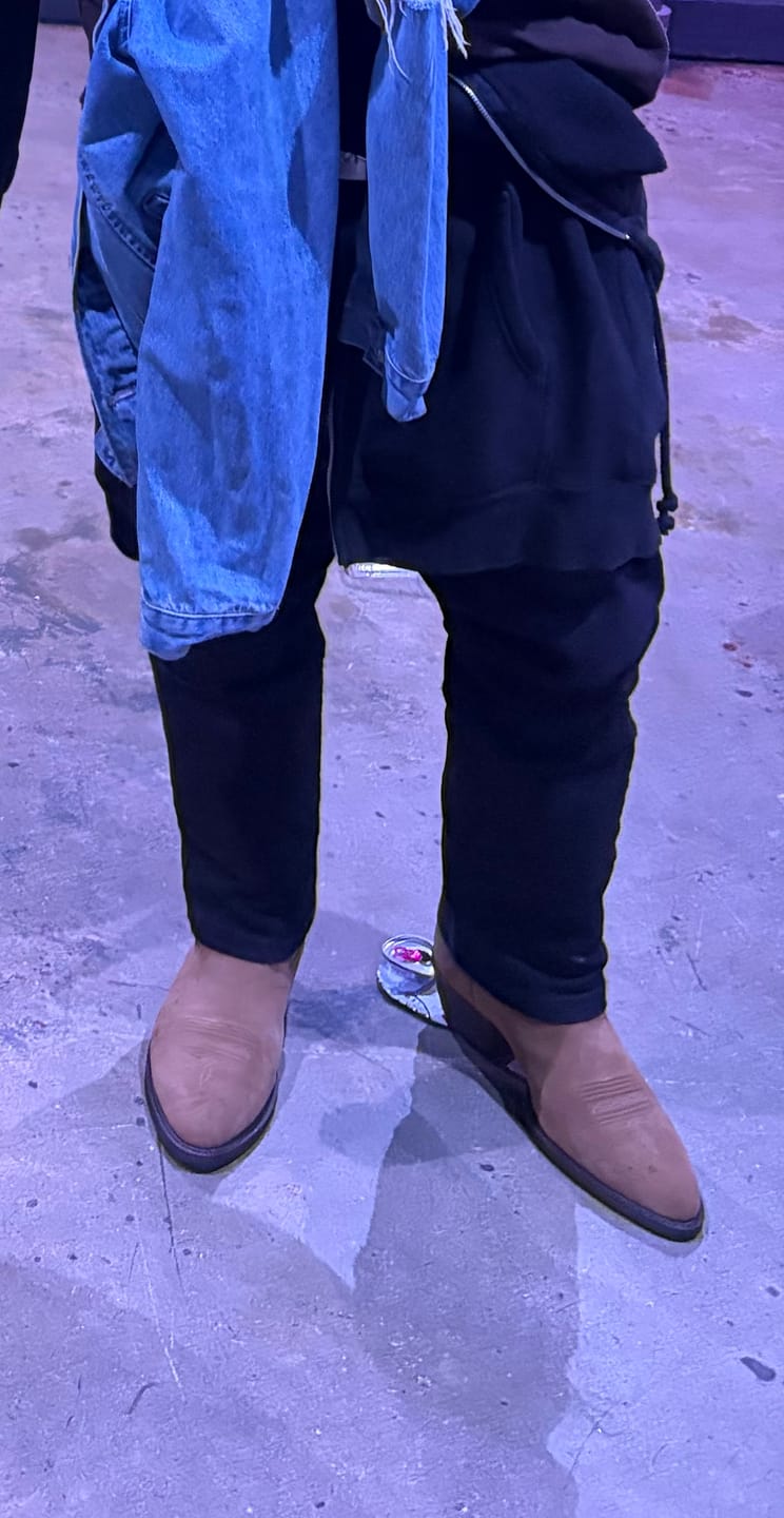 Customer photo review of Ariat Men's Heritage Dijon Suede Western Boot 10053735