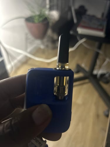 Customer photo review of 1 Gram HHC Full Spectrum Vape Cartridge | Lemon Cookies - Hybrid