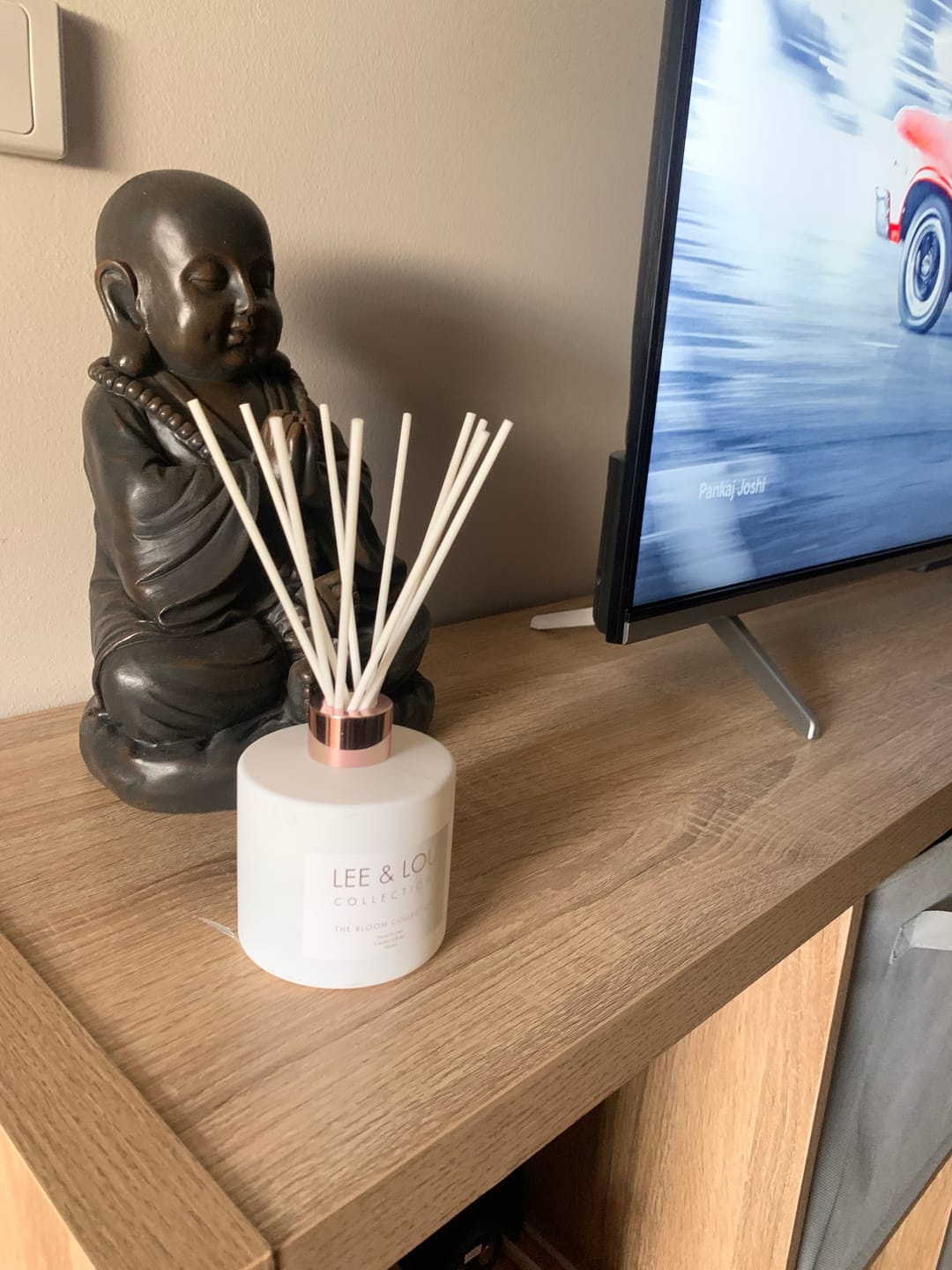 Customer photo review of Oriental Nights (Magnolia | Myrrh | Tonka Bean) - Scented Diffuser 200ml