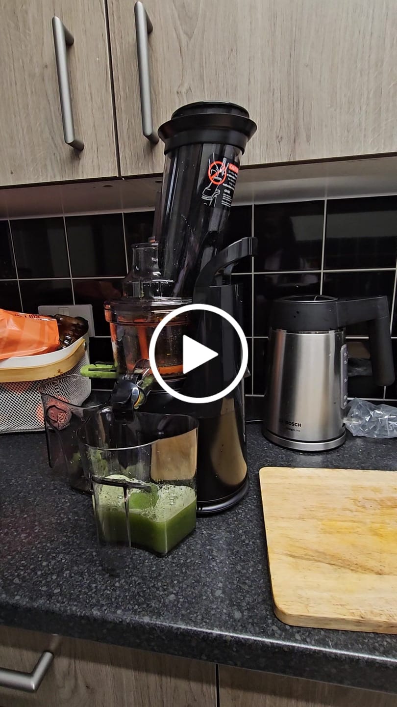 Customer video review of f1900 Whole Fruit Juicer