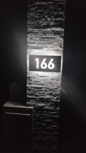 Customer photo review of Numero civico luminoso modello Lux Horizontal