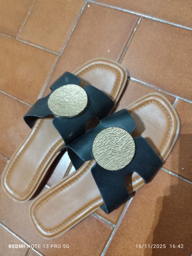 Customer photo review of Ciabattina Chloé - nero